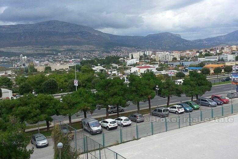 Appartement d'une chambre au 4ème étage