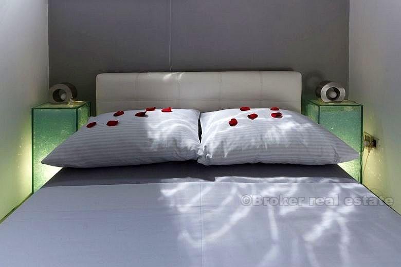 Apartmán přímo u moře, na prodej