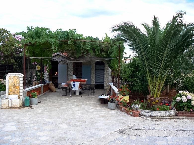 Family house with 7 bedrooms, for sale