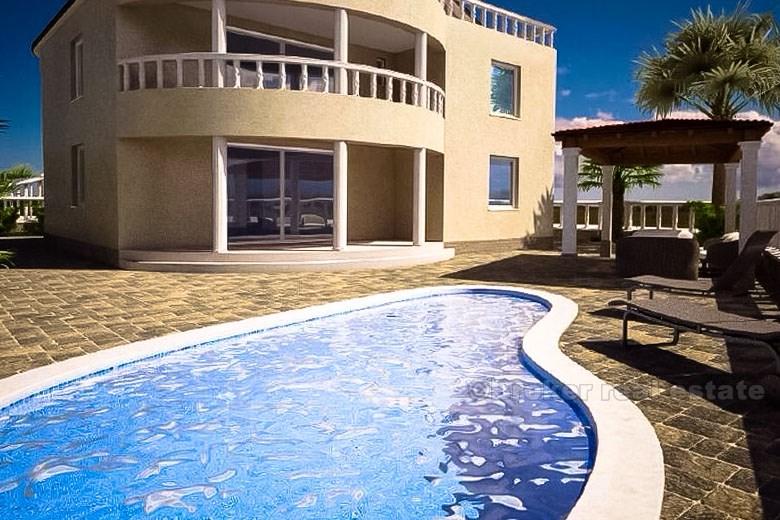 Maison en construction, à vendre