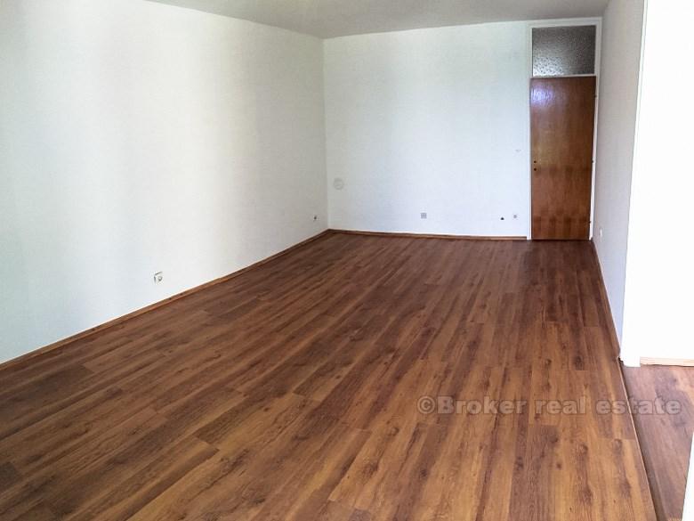 Dvoupodlažní apartmán se 4 ložnicemi