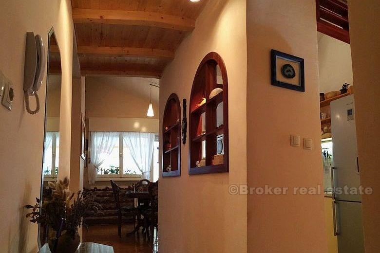 Mertojak, Two-storey three-bedroom apartment, for sale