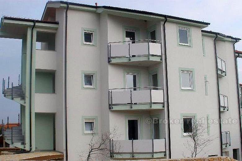 Fastighet med sex lägenheter