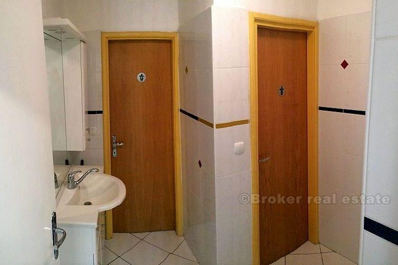 Kommersiell plass ved siden av Poljicka veien, til salgs