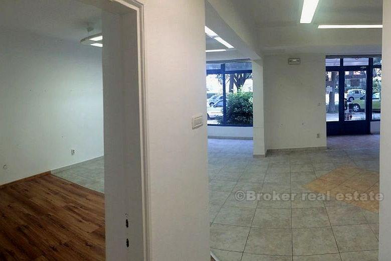 Komerční prostor vedle ulice Poljická na prodej