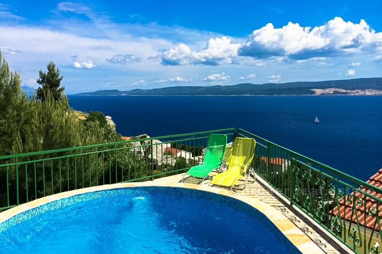 Belle villa avec piscine, à vendre