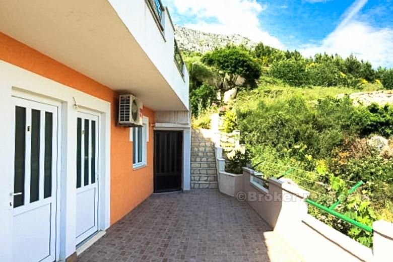 Belle villa avec piscine, à vendre