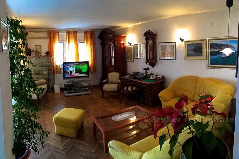 Apartament z czterema sypialniami - Bacvice, na sprzedaż