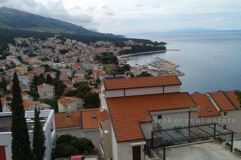 Kamenný dům s panoramatickým výhledem, na prodej