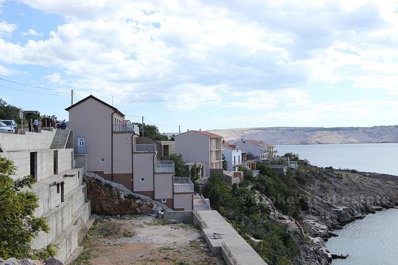 Large house with 300 m2 of living area