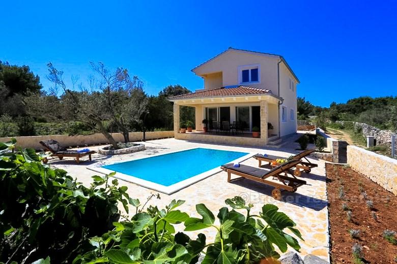 Das Haus / Villa, auf zwei Etagen, zum Verkauf