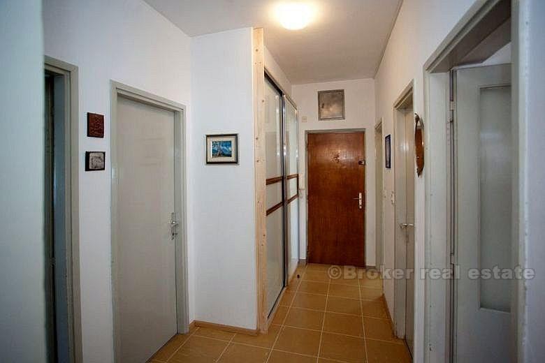 Appartement à deux chambres