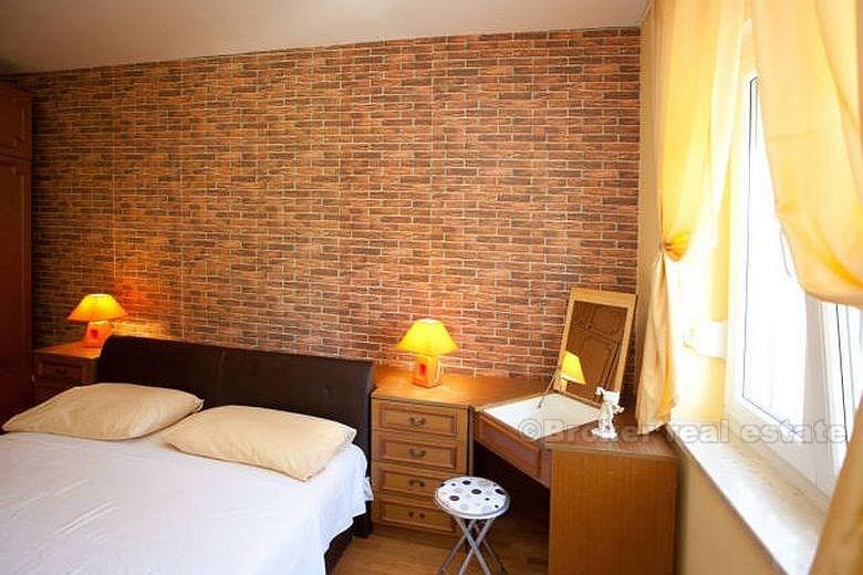 Appartement au 3ème étage, à vendre