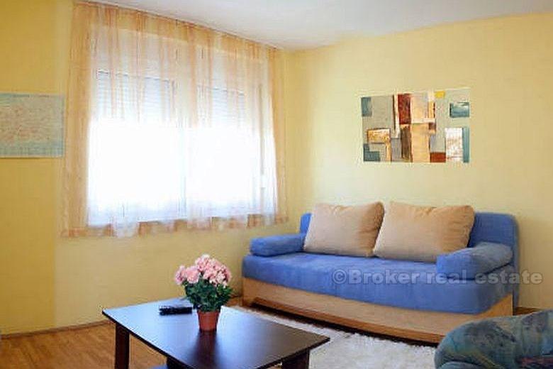 Appartement au 3ème étage, à vendre