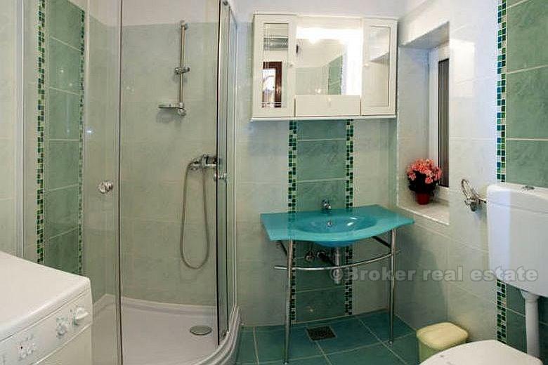 Appartement au 3ème étage, à vendre