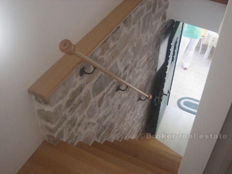 Totalrenovert steinhus