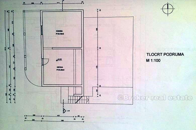 Samostojeća kuća u Podstrani, na prodaju