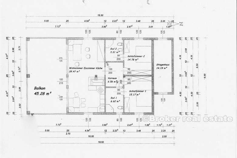 Kuća / vila nalazi se u malom romantičnom mjestu, na prodaju