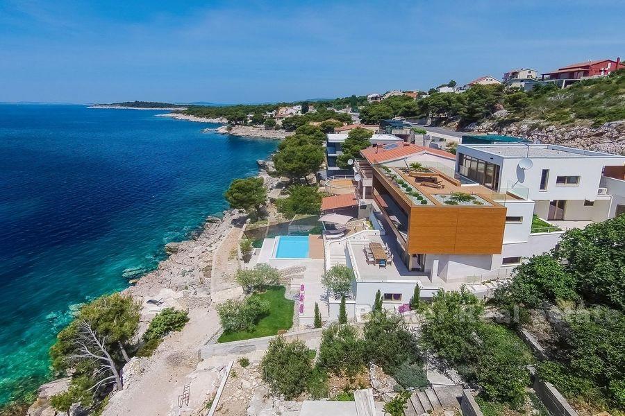 Villa med 5-stjerners, til leie