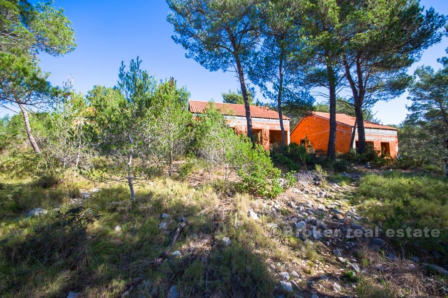 Hotel / Off plan, 17 nedokončených bungalovů na pozemku o rozloze 15 000 m2