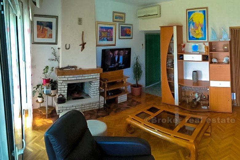 Appartement trois chambres à Split, à vendre