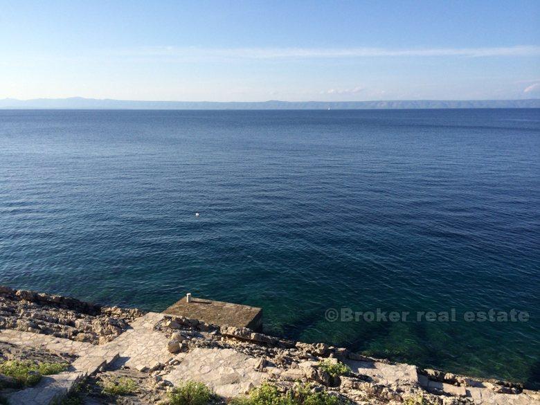 House by the sea, for sale