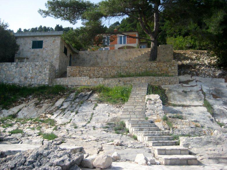 Casa in riva al mare, in vendita