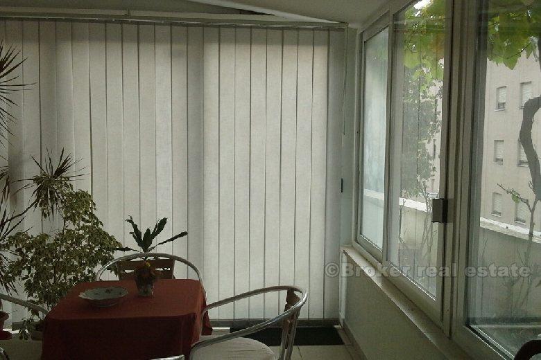 Apartament z dwiema sypialniami, Meje