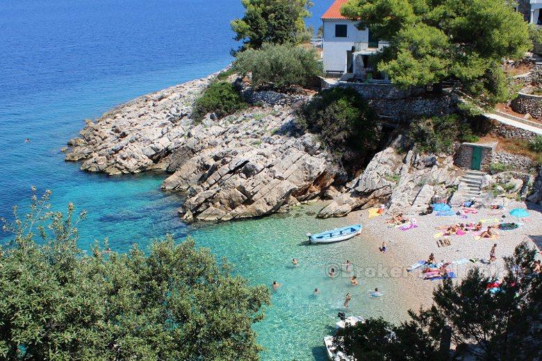 House by the sea, for sale