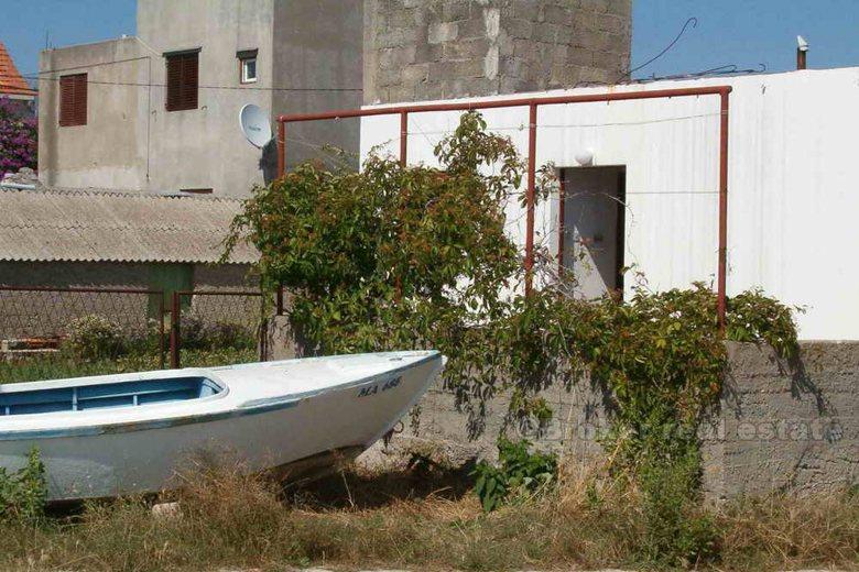 Dom nad morzem, na sprzedaż