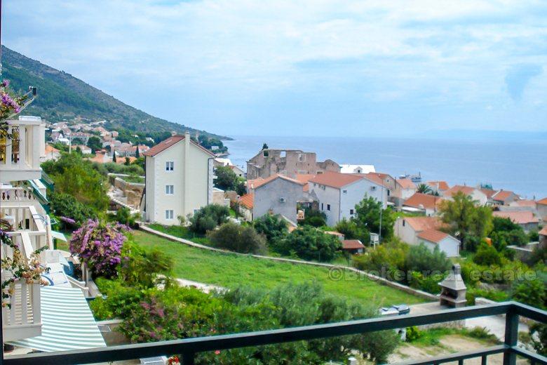 Mieszkanie trzy pokojowe, na sprzedaż