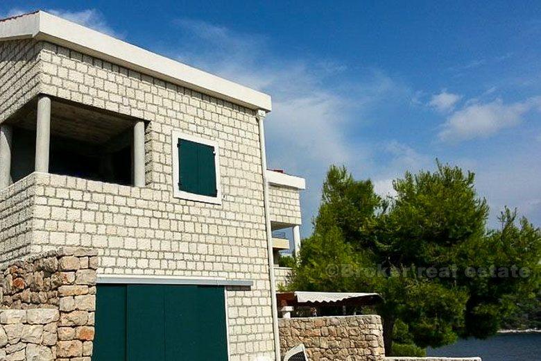 Bliźniak niedokończony dom