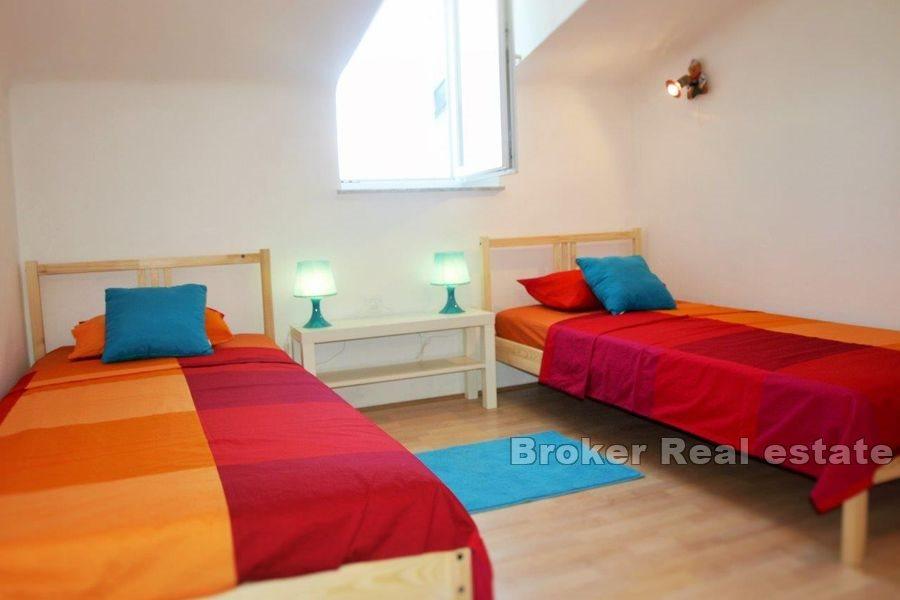Appartement attique situé dans la vieille villa austro-hongroise