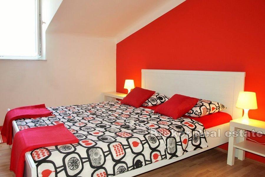 Appartement attique situé dans la vieille villa austro-hongroise