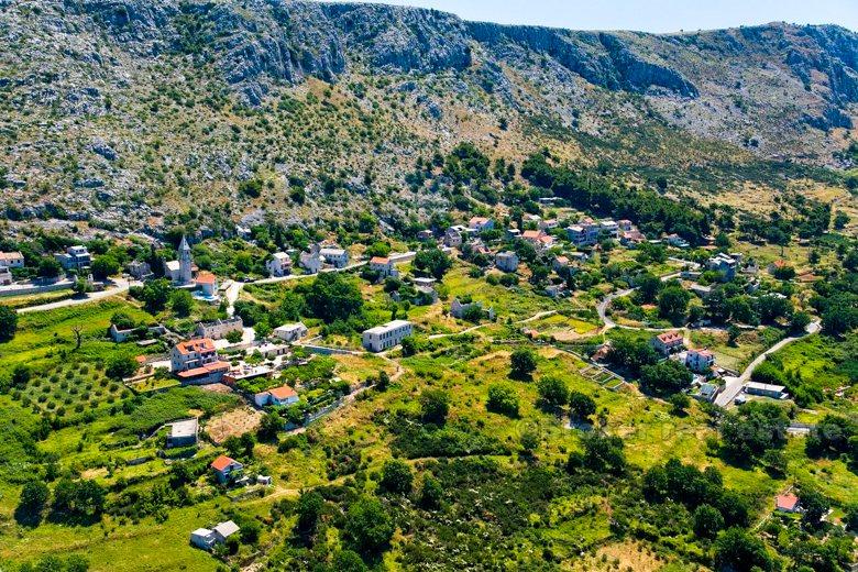 Vila s bazenom, za najam