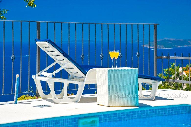 Villa mit Schwimmbad, zu vermieten