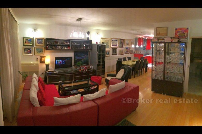 Moderne Wohnung mit einem Schlafzimmer