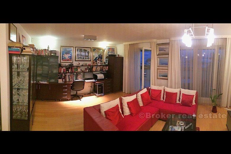 Modern one bedroom apartment