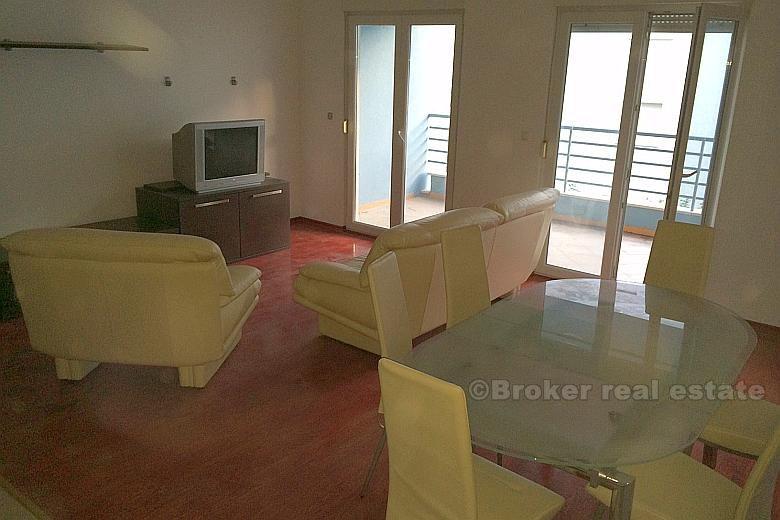 Komfortowy apartament w nowym budynku