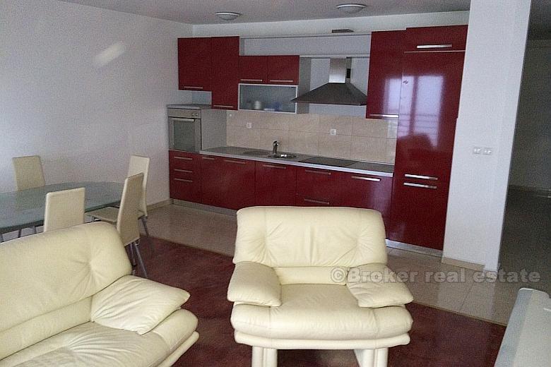 Komfortowy apartament w nowym budynku