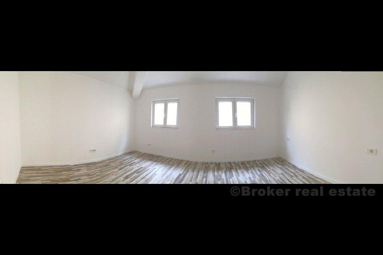 Flera lägenheter med havsutsikt