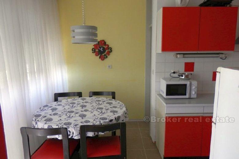 Comfortable three-bedroom apartment