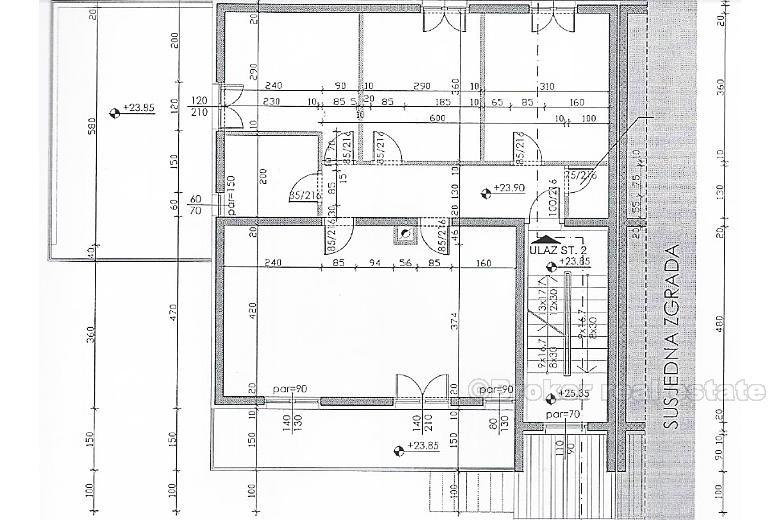 Casa bifamiliare, in vendita