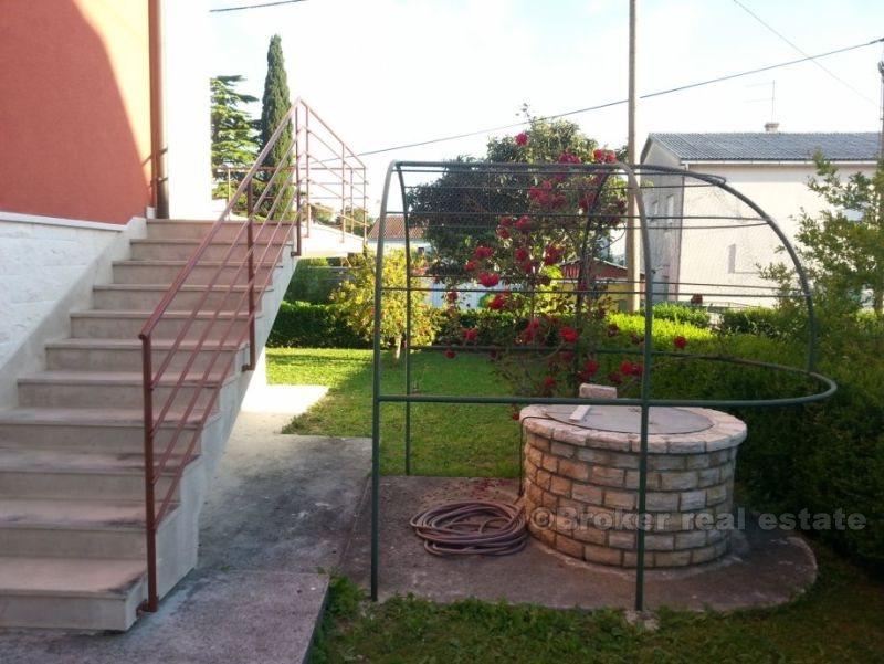 Ładnie urządzony dom rodzinny, na sprzedaż