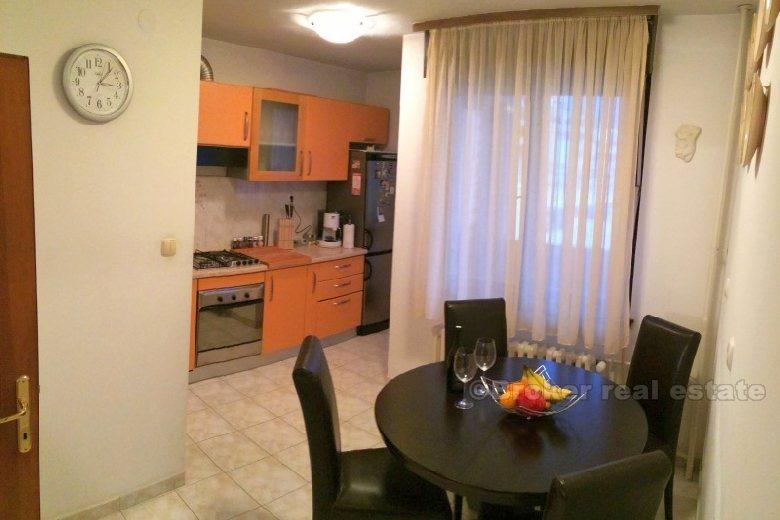 Komfortowy apartament z dwoma sypialniami