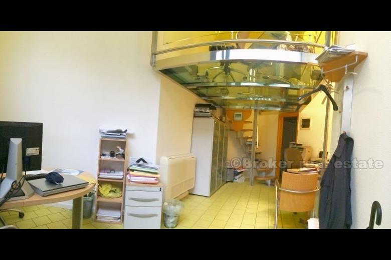 Duplex office space