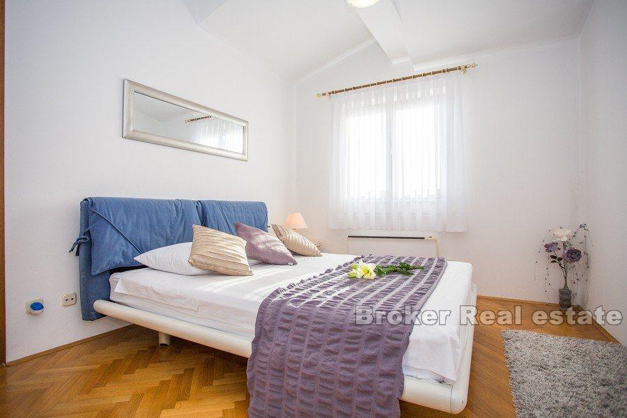 Elegantní penthouse, k pronájmu