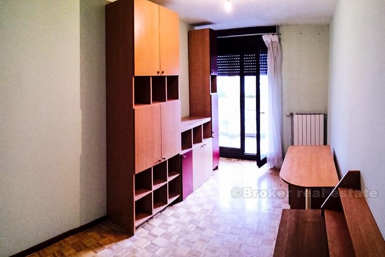 Drei Schlafzimmer moderne Wohnung