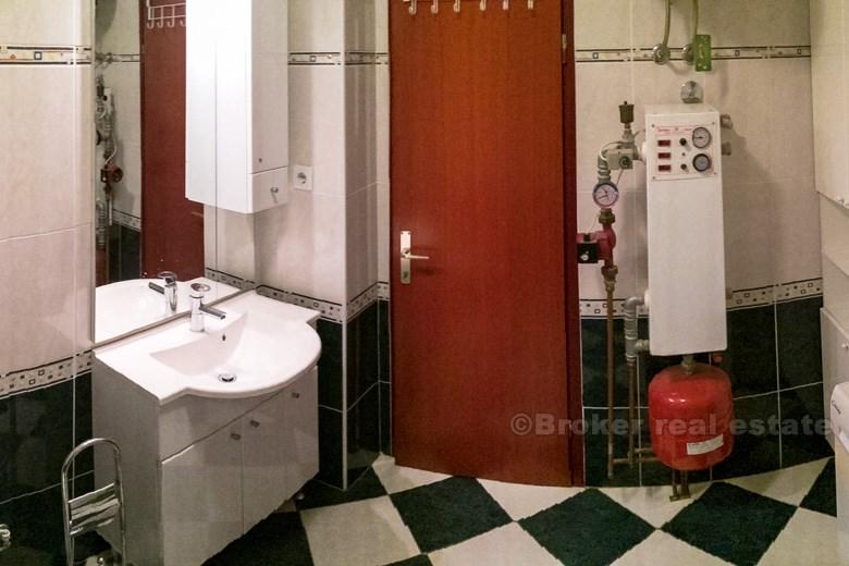 Drei Schlafzimmer moderne Wohnung