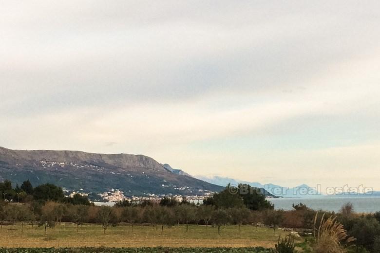 Kilka apartamentów w nowym budynku